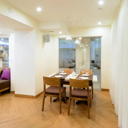 Apart Hotel 92/2