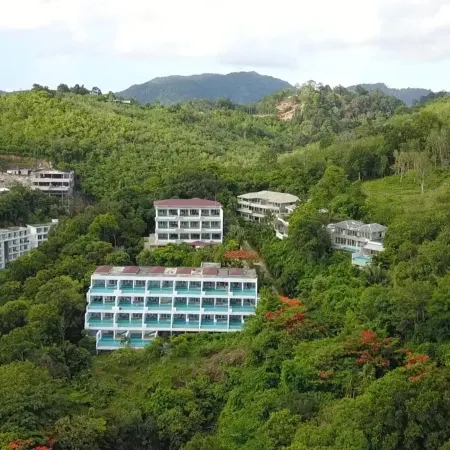 Amala Grand Bleu Resort Hilltops