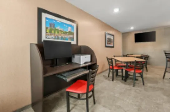 My Place Hotel-Jacksonville-Camp Lejeune, NC