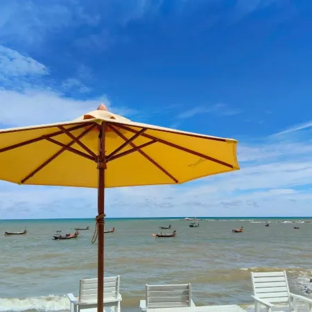 Royal Phala Cliff Beach Resort