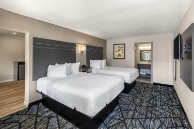Baymont by Wyndham Dothan Hotels near Alabama College of Osteopathic Medicine