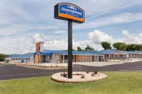 Howard Johnson by Wyndham Harrisonburg Hotels in McGaheysville