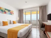 AluaSun Helios Beach 奧布佐爾住宿飯店