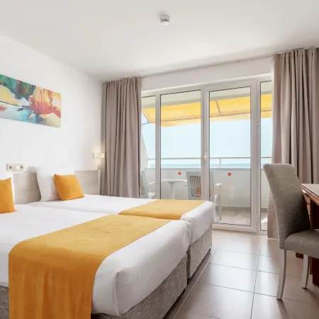 AluaSun Helios Beach