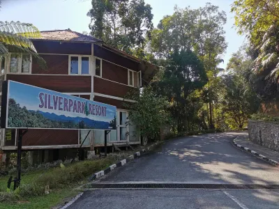 Little England B5 - Fraser Panorama (Silverpark)
