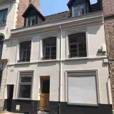 Le Madame Little Appart’Hotel Hotel Exterior