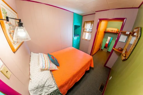 The Wanderlust Hostel - Hostels