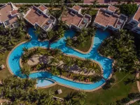 Silver Palm Spa & Resort - Beach