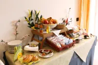 I Fiori di Margherita Luxury B&B - Frühstück