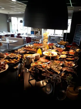 Campanile Besancon Nord - Ecole Valentin Отели рядом с достопримечательностью «Университет Франш-Конте»