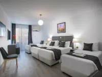 ブレイザー レジデンス ラルナカのホテル