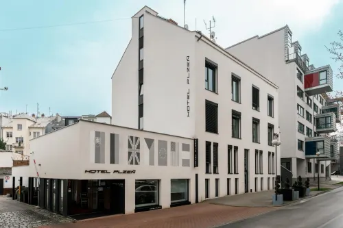 Hotel Plzeň - شرفة