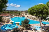 Tirreno Resort Hotel a Orosei