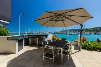 Peninsula Airlie Beach Hôtels à : Cannonvale