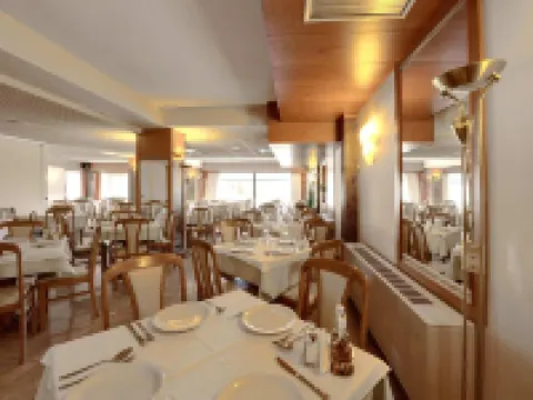 エスペリア ホテル カヴァラのホテル