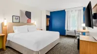 Spark by Hilton Lexington Các khách sạn ở South River