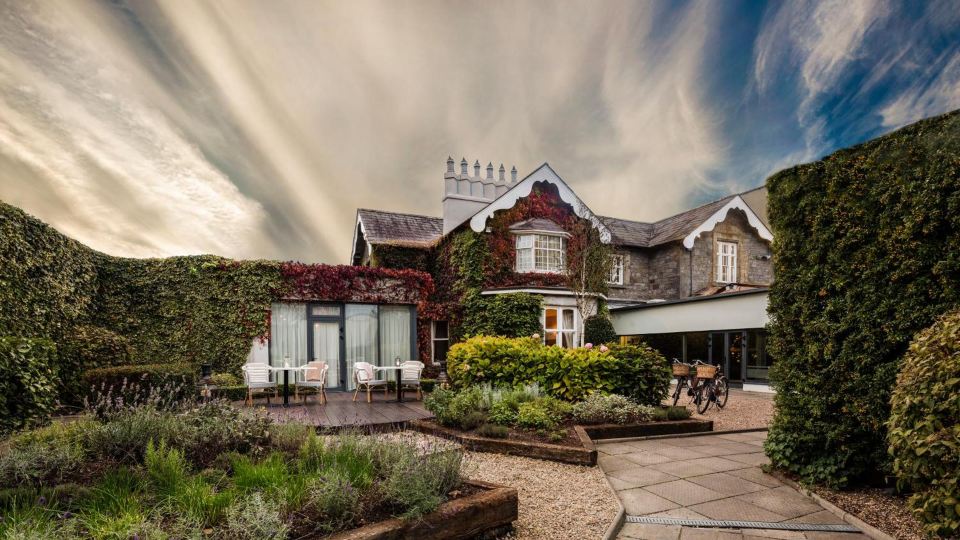Newpark Hotel