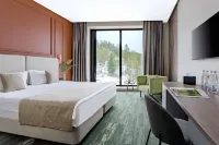 Mairi Park Hotel - Pools