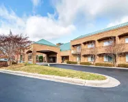 Comfort Suites Inn at Ridgewood Farm Hotels in Salem