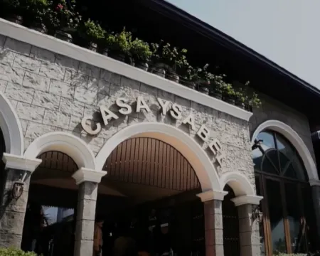 Solano Hotel & Resort at Casa Ysabel โรงแรมในลิปา