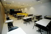 Star Well Hotel