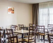 Quality Inn - Pools