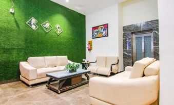 FabHotel Royal Mapple