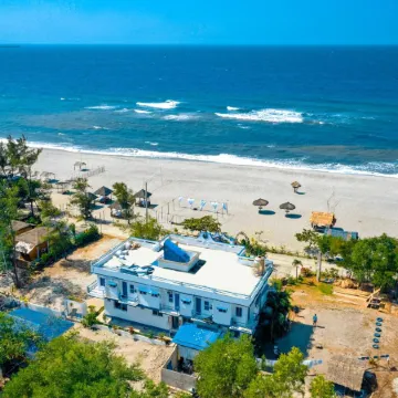 Club Monet Beachfront Resort by Cocotel