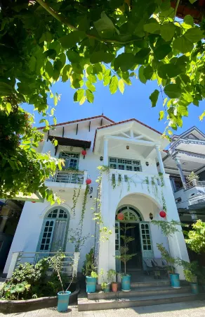 KY uc Tuoi đep Homestay Отели рядом с достопримечательностью «Nguyen Dinh Chieu Walking Street»