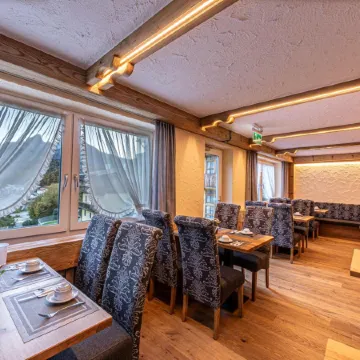 Hotel AlpinaRos