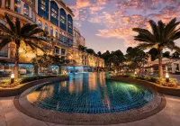 The Villas at Sunway Resort Hotel - Rooftop Pools