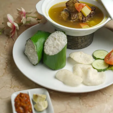 Royal Regantris Cendana