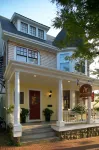 Almondy Inn