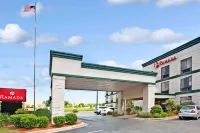 Ramada by Wyndham Pearl/Jackson Airport Hotel a Brandon
