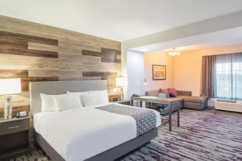La Quinta Inn & Suites by Wyndham Dallas - Wylie