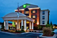 Holiday Inn Express & Suites Mcdonough Hotels in McDonough