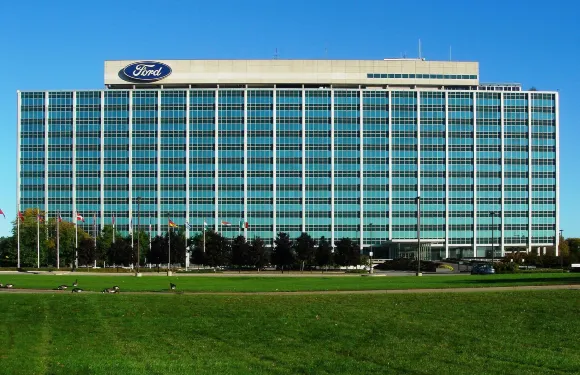 Staybridge Suites 迪爾伯恩 MI by IHG