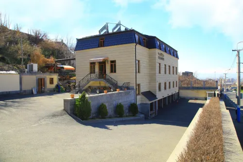 Park Avenue Hotel Yerevan Hoteles en Garni
