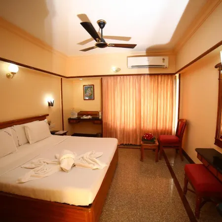 Mayura Residency
