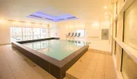 Hotel & Wellness Royal Astrid - piscina