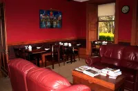 Ashtree House Hotel, Glasgow Airport & Paisley Hotels in Lochwinnoch