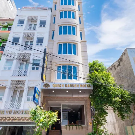 Queen Garden Hotel & Apartment Отели рядом с достопримечательностью «Пляж Фронт-Бич»