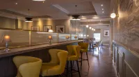 Menlo Park Hotel - bar