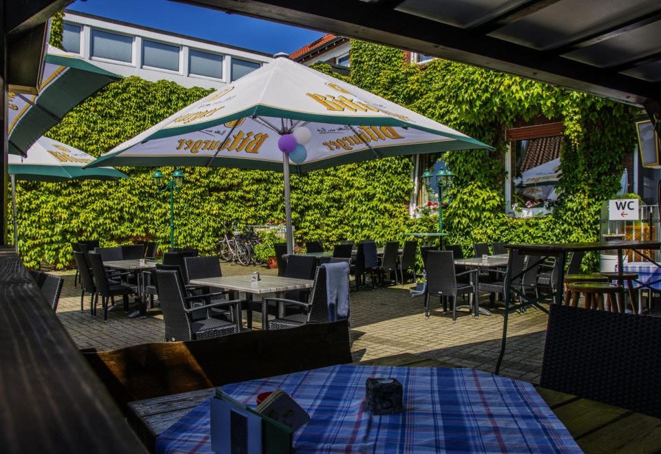 객실 내 현대적인 욕실 시설