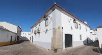 Lavradores Boutique Guesthouse - Airport Shuttle