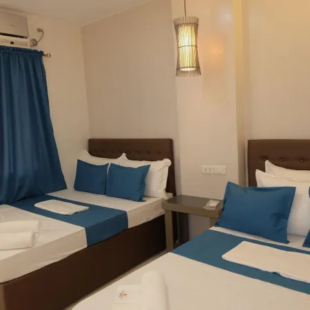 Laule'a Hostel