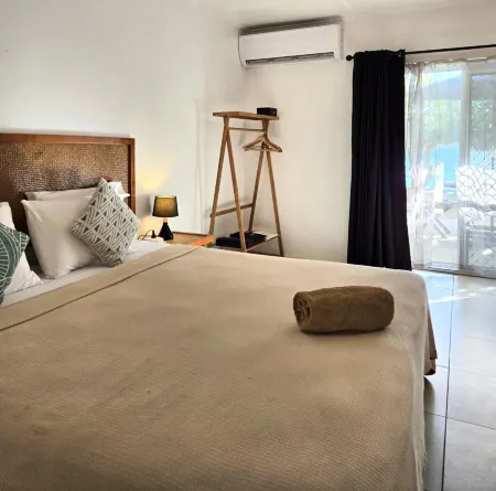 Mystic Sands Отели в г. Utungake Township