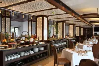 Ramada by Wyndham Gangtok Hotel & Casino Golden - Pools