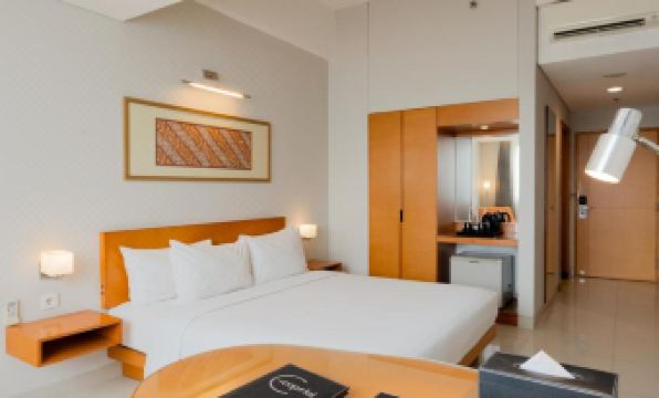 The Capital Hotel Surabaya - Housity