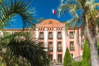 Les Pyrénées - le Grand Hôtel & le Château - Горячие источники